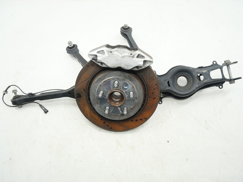 Used Rear Passenger Knuckle Knee Assembly RH 2016-2024 Chevy Camaro SS 6.2L OEM