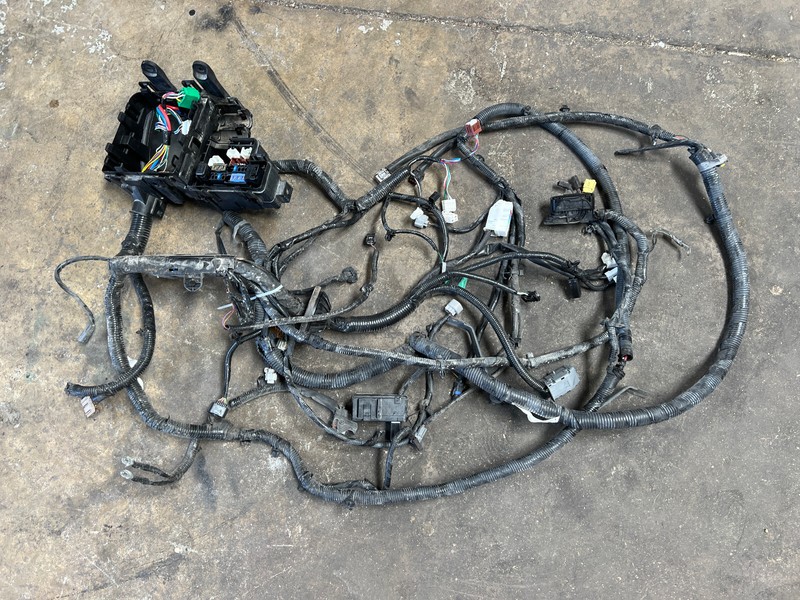 17 Nissan Rogue UNDER HOOD ENGINE ROOM WIRE WIRING HARNESS OEM