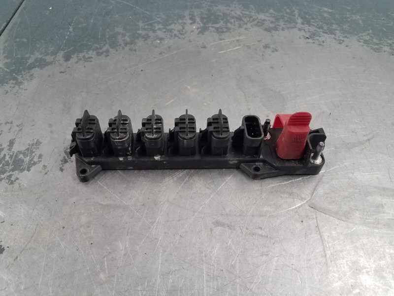 2022 Polaris RZR Pro R 4 Ultimate Terminal Block / Plugs 604mi #0595 R2