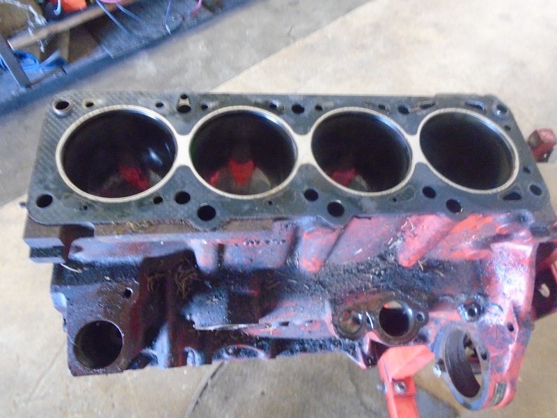 Y1 Volvo Penta marine engine bare block 4-cylinder. AQ 125 A