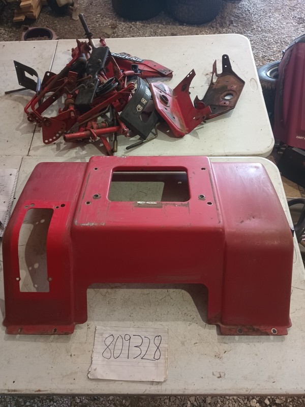 SNAPPER LE14.538H HYDRO TRANSFER UNDER SEAT BODY FRAME