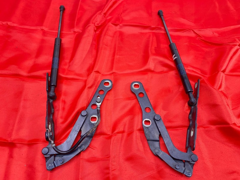 99-06 BMW E46 E85 3 Series M3 2-Door Front Hood Hinge Shock Bracket Set! OEM✅