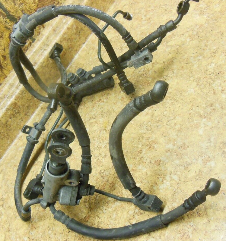 2002 Honda Goldwing GL1800 GL 1800 Brake Fluid Line Hose Caliper Clutch Splitter