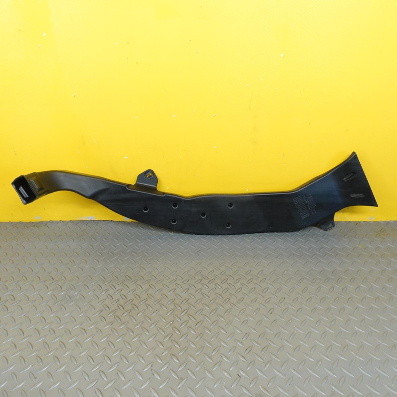 2017-2024 CHRYSLER PACIFICA FRONT RIGHT SIDE FLOOR AIR DUCT GUIDE OEM 68227714