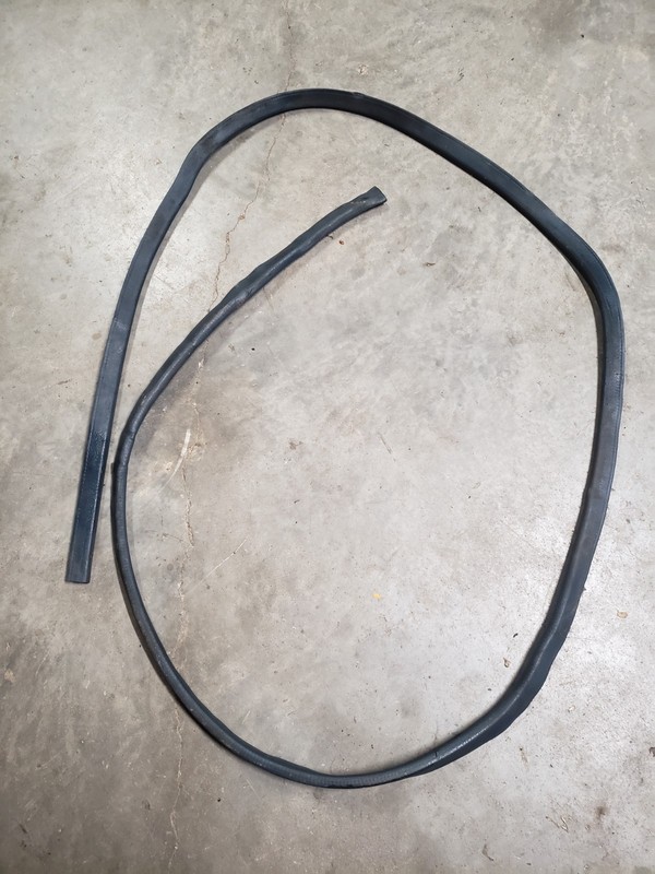 1973-1995 Chevy GMC G10 G20 G30 Driver Front Weatherstrip Door Seal