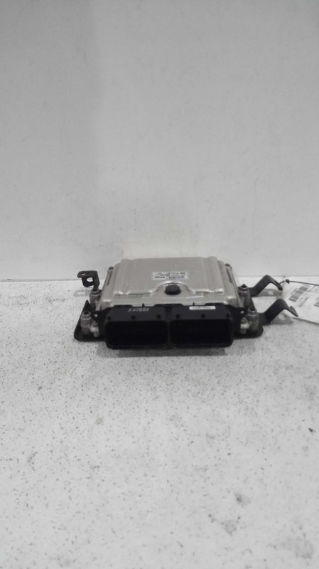 2017 KIA SOUL Engine Control Module ECM Silver OEM 391102BPF5 73K Miles
