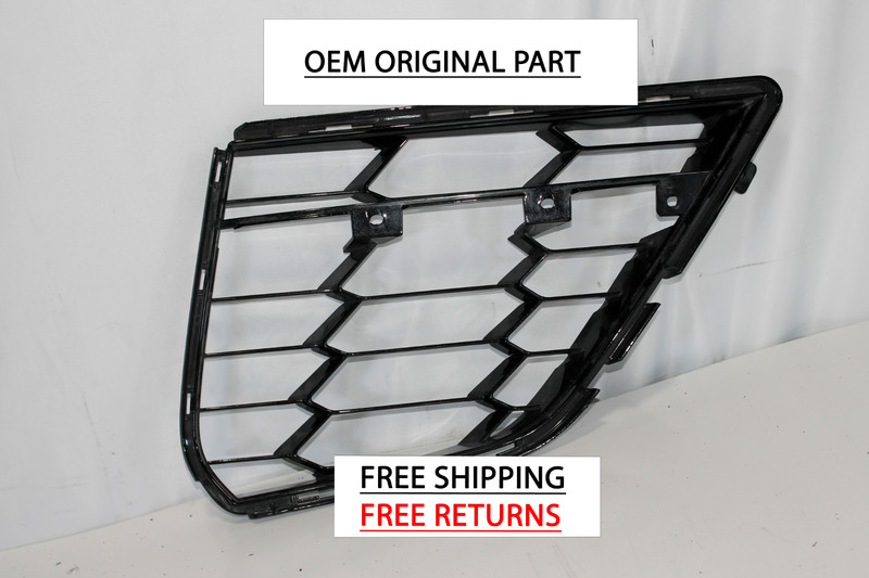 2020-2024 CHEVROLET CORVETTE RIGHT PASSENGER SIDE FRONT OUTER GRILLE NICE OEM