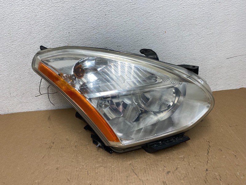 2009-2013 Nissan Rogue Right Passenger Xenon HID Headlight OEM AD8088 DW