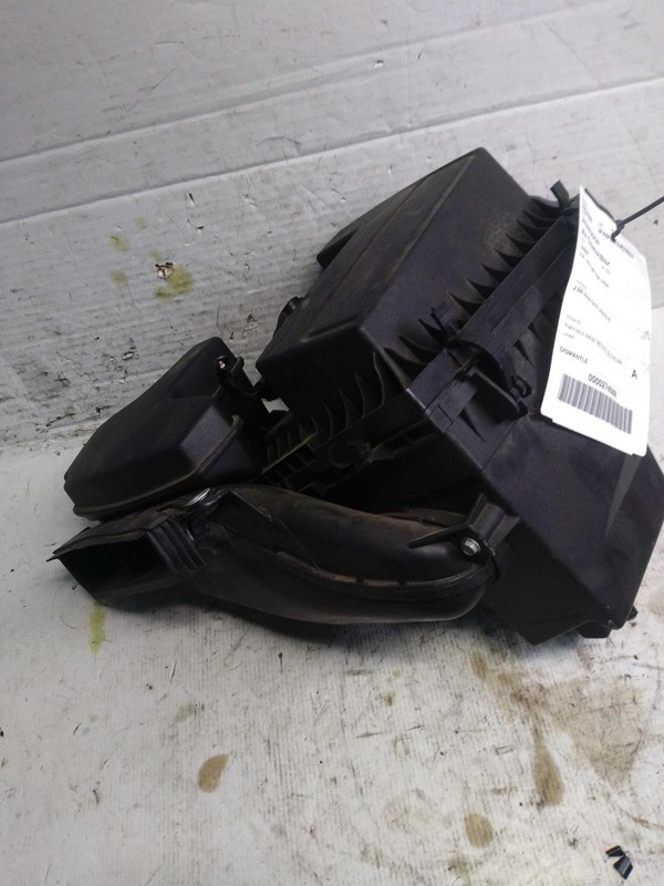 2018 Ford Fusion Air Cleaner Assembly OEM HS7Z9600E 2.0L Grey 83K Miles
