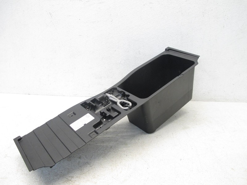 07-13 BMW X5 E70 REAR TRUNK TRAY BATTERY COVER TOOLS STORAGE OEM 060422