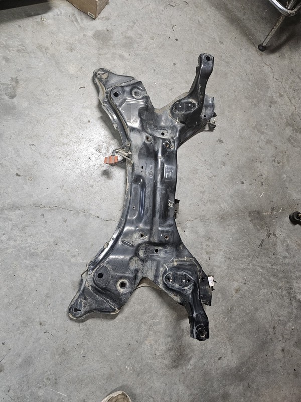 2011-2015 Kia Optima LX FWD Front Suspension Crossmember Subframe 62400-4C000