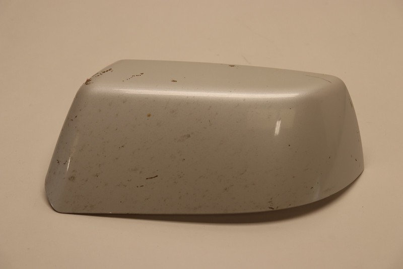 2015-2020 CHEVY/GMC SUBURBAN 1500 LEFT DRIVER SIDE DOOR MIRROR COVER CAP OEM