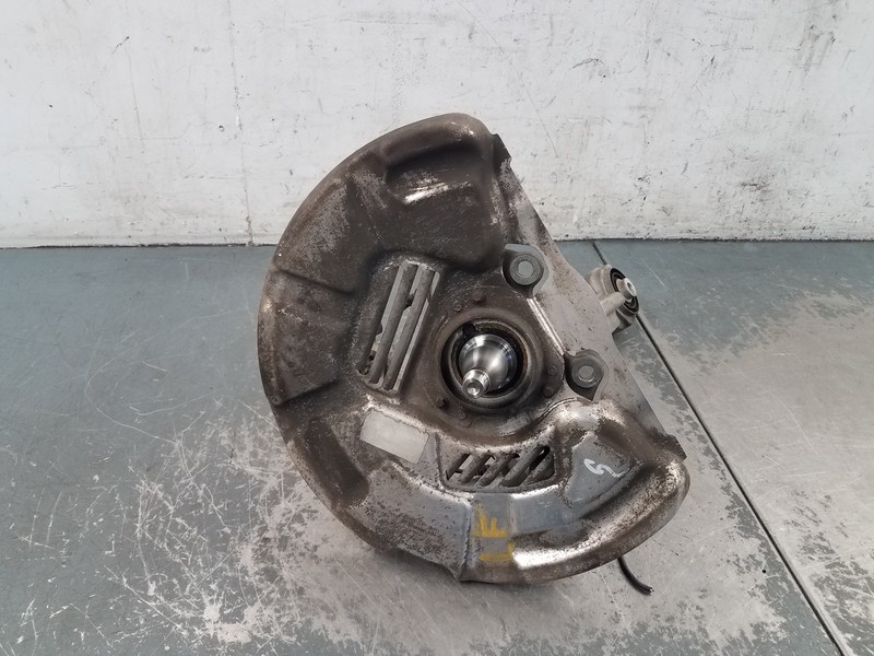 2012 Mercedes AMG CLS 63 Left Front Hub Knuckle Control Arm #8399 K4