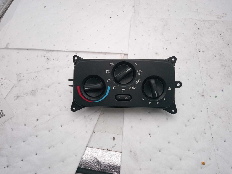 2002-2003 Jeep Liberty A/C Selector Switch OEM Red 55037533AB 91000 Miles