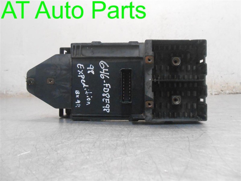 1998 FORD EXPEDITON UNDER DASH FUSE BOX OEM F75B-14A067-CB