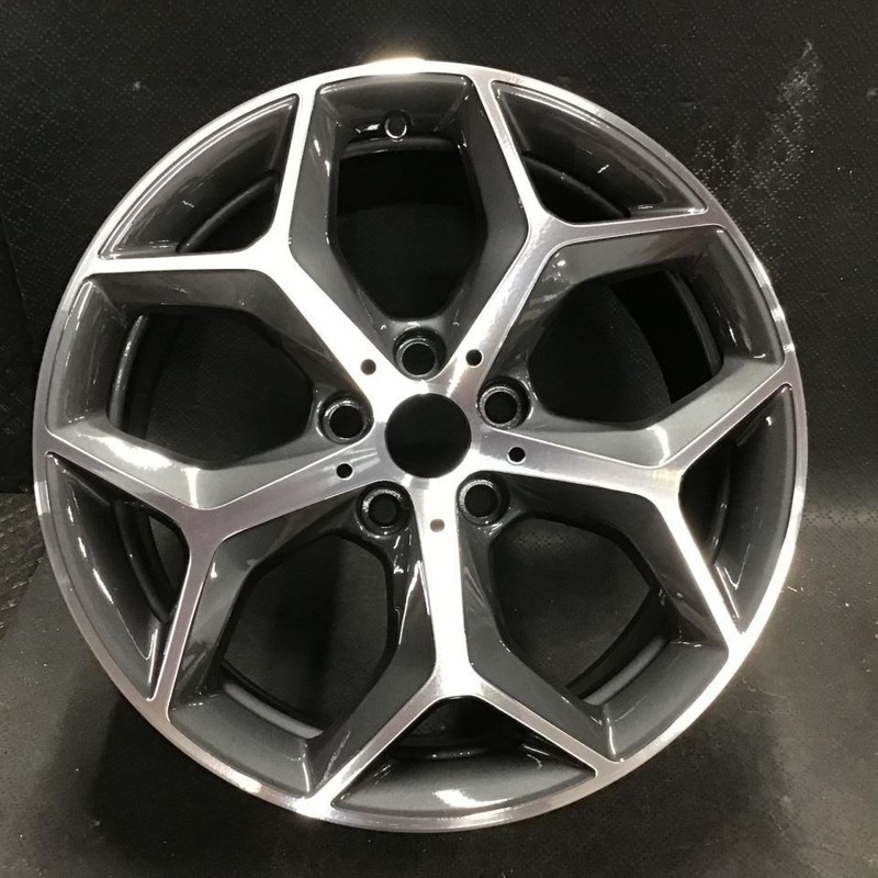 2016-2020 Subaru Outback 86217 Wheel 17 x 7 Rim Charcoal Machined 28111AL16A