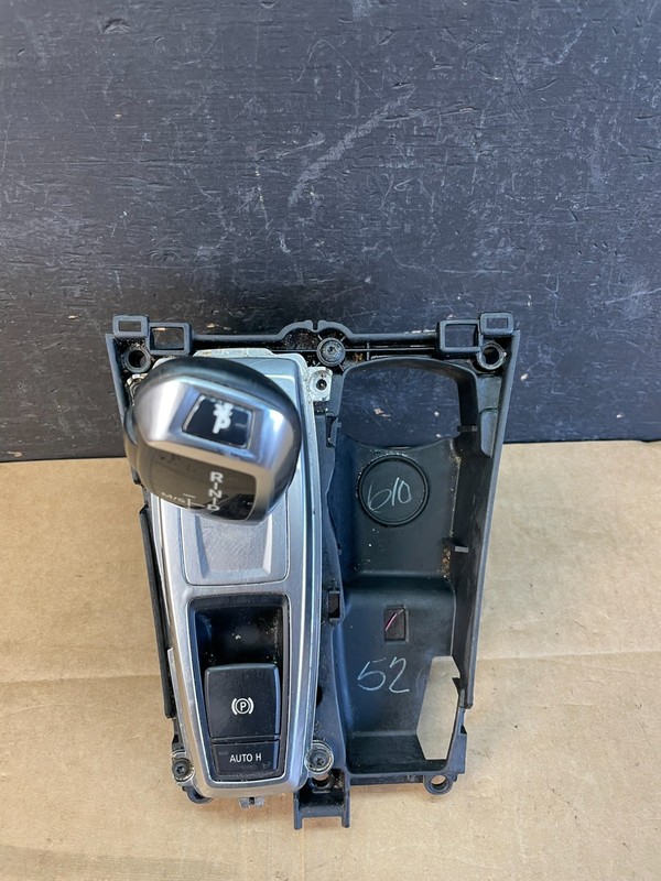 2007 to 2013 BMW X5 E70 Shift Shifter Selector Gear W/ BezelOEM AC5209 DG