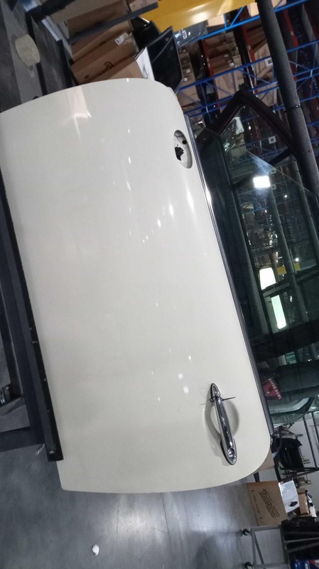 2013 MINI COOPER Front Left Door White OEM 169075 108k Miles