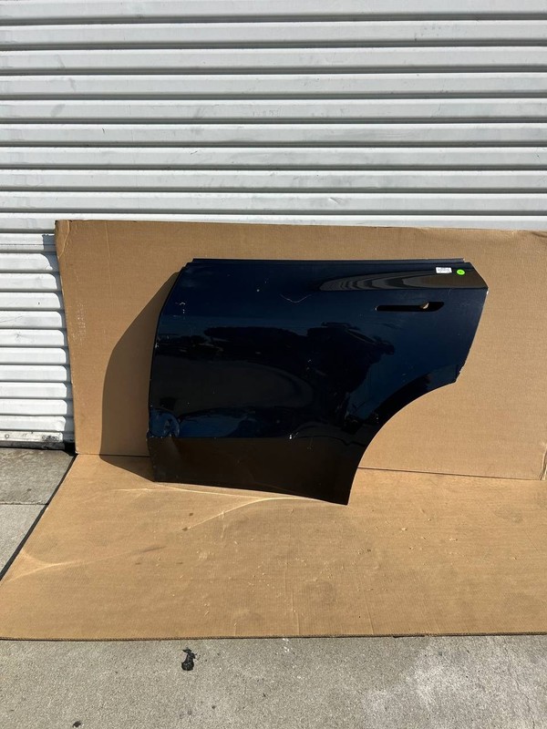 ✅20-23 Tesla Model Y Rear Left Door Shell Skin Gray OEM w/dent and scratches