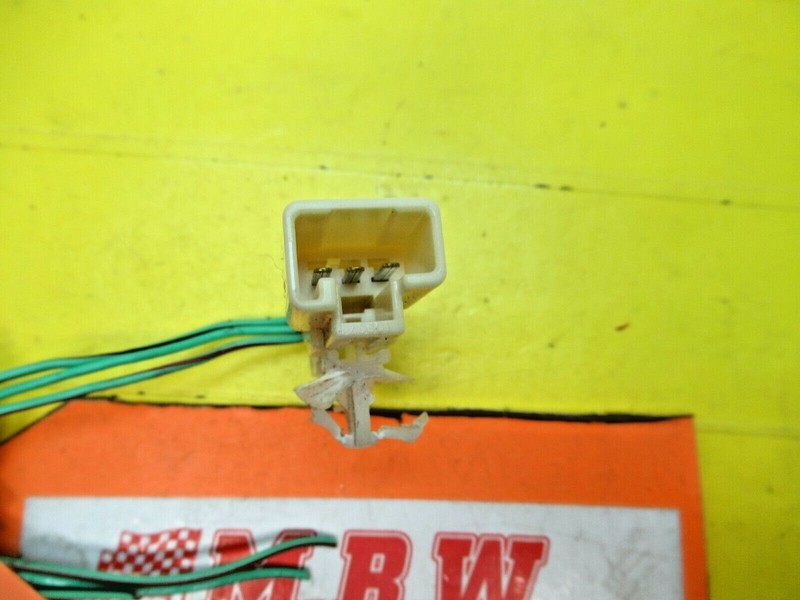 DOOR MIRROR WIRE PLUG CONNECTOR END RIGHT LEFT for 00 01 02 03 04 05 MR2 SPYDER