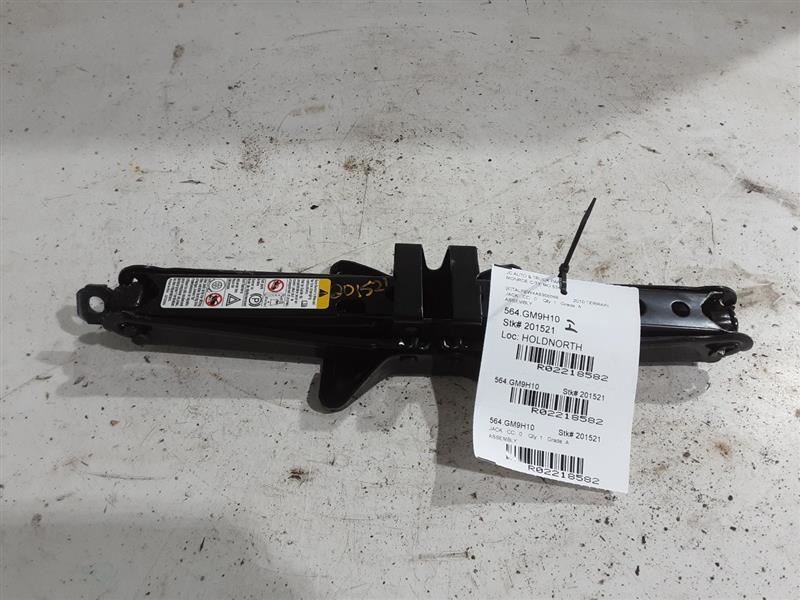 2010 TERRAIN Jack 2218582