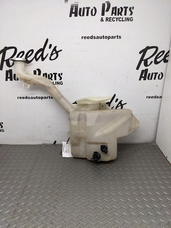 Wash Reservoir Without Headlamp Washers Fits 05-13 CORVETTE 1184620