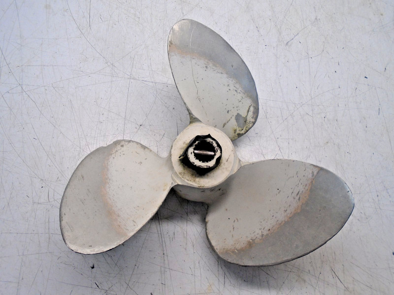 K1 Chrysler White Aluminum Propeller 13 X 17PFP372 Michigan 372265