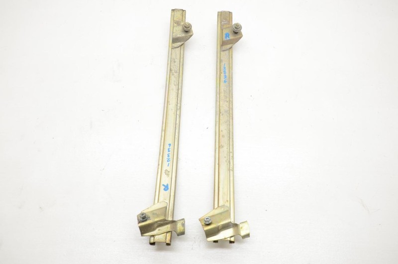 87-89 Nissan 300ZX Z31 Passenger Right Front Door Window Tracks