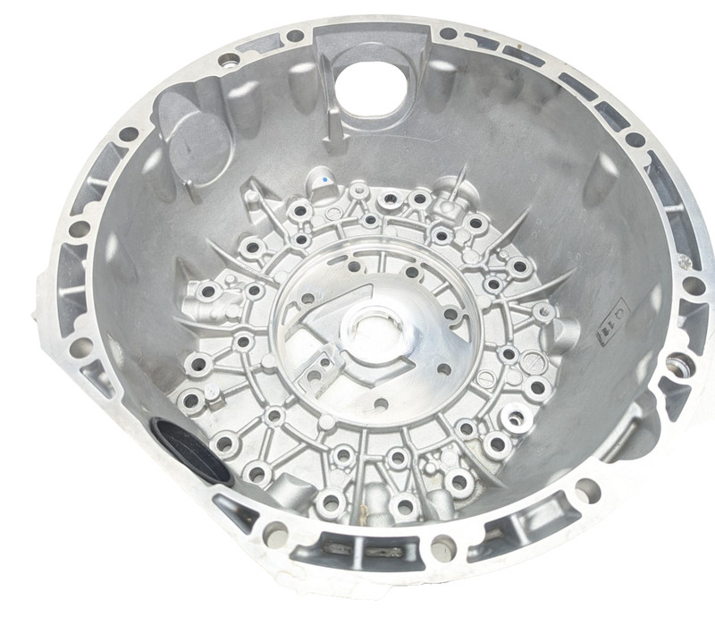722.9 AUTOMATIC TRANSMISSION BELL HOUSING CASTING NUMBER 2112710701