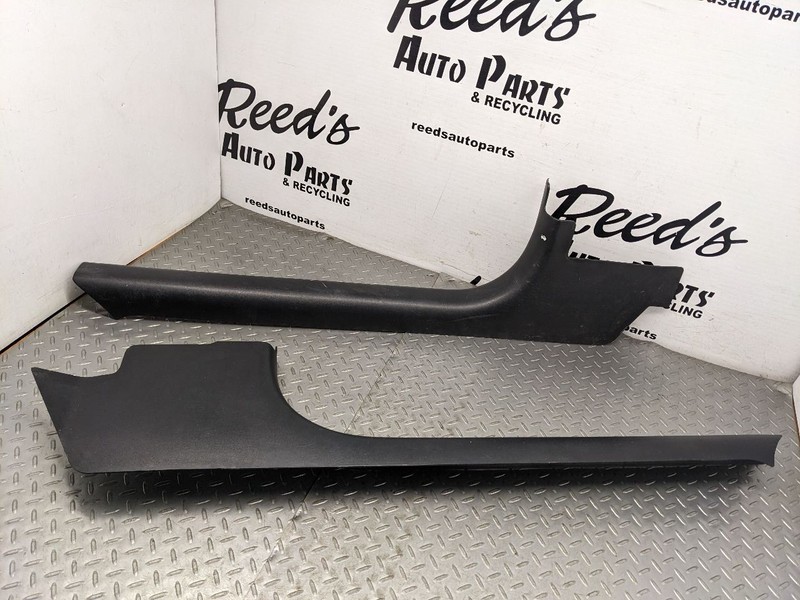 97-04 C5 Corvette LH & RH Interior Kick Panels (Ebony 193) 1176574
