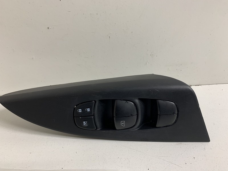 2013-2019 Nissan Sentra Left Driver Master Power Window Switch Control Oem