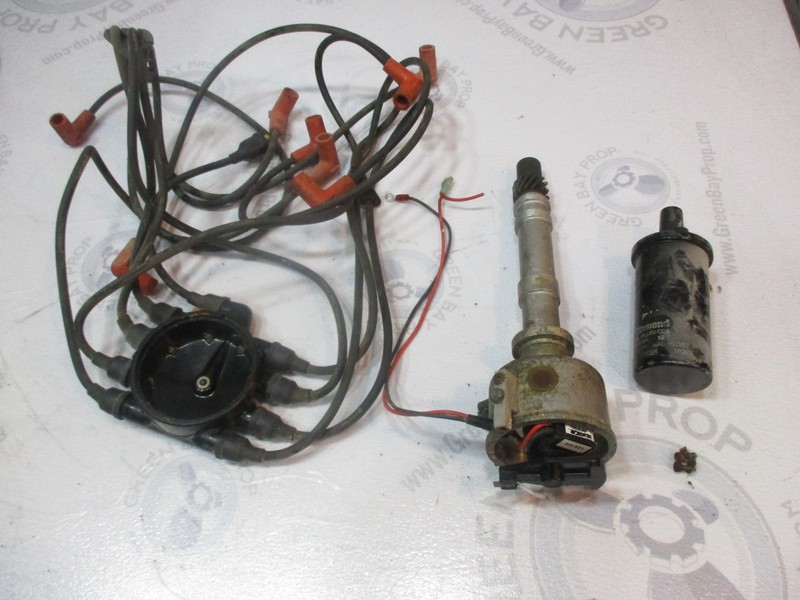 0381775 OMC Stringer V8 Chevy 210-245 Hp Electronic Distributor & Wires & Coil