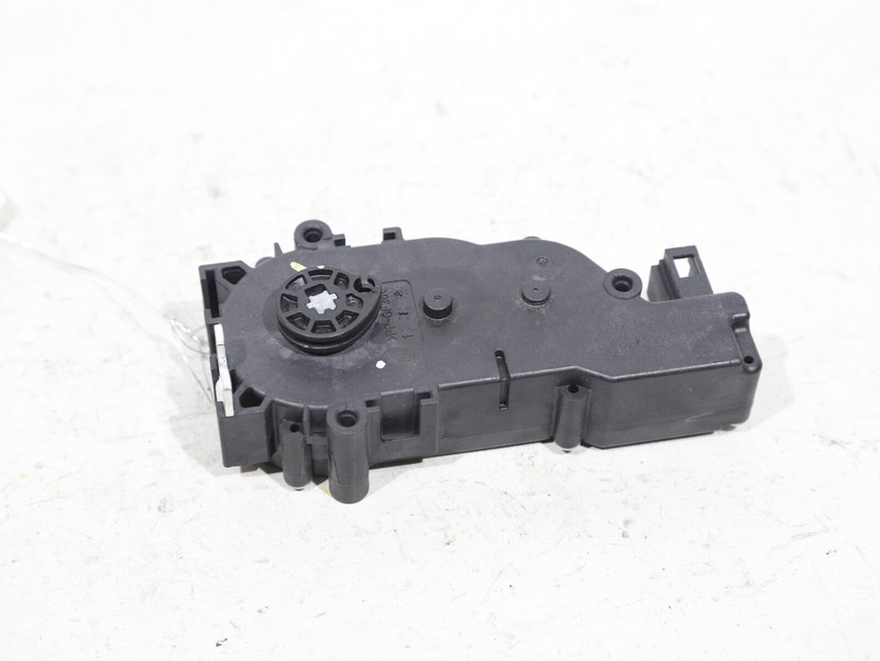 TESLA MODEL REAR LEFT SEAT CONTROL MOTOR AG152885 AG152885-A 84K