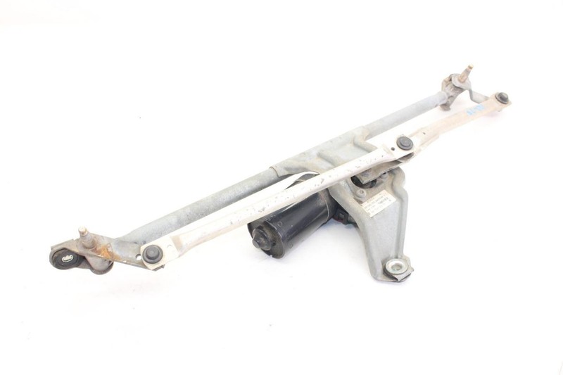 06-12 Porsche CAYMAN 2.7L Windshield Wiper Transmission and Motor