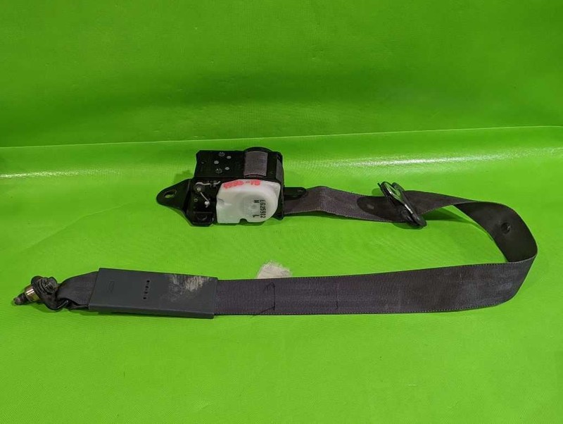 95 PATHFINDER DRIVER LEFT FRONT SEAT BELT RETRACTOR OEM 4530-15