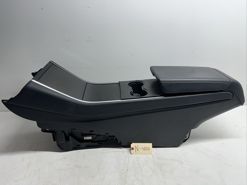 18-21 TESLA MODEL 3/Y CENTER CONSOLE1614943-70-C 4826 S6