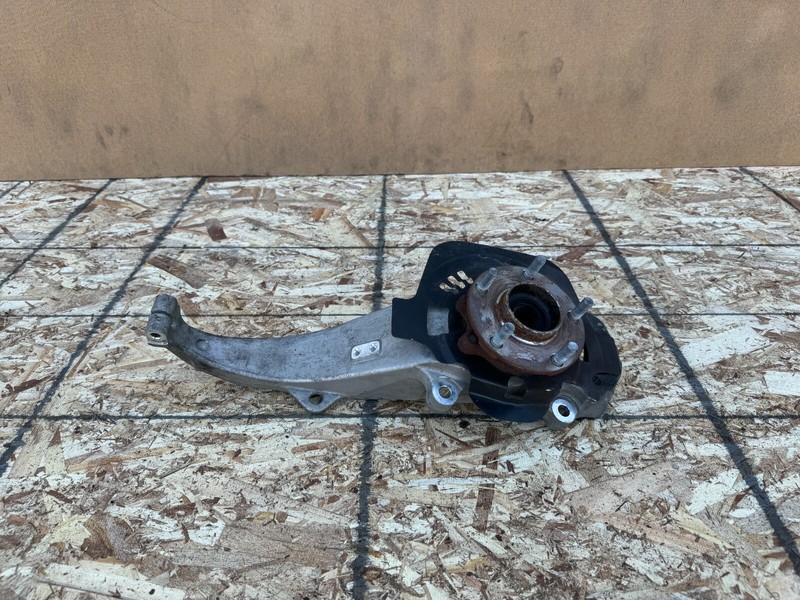 NISSAN 370Z 2009-2021 OEM FRONT LEFT DRIVER SPINDLE KNUCKLE HUB RWD ASSY