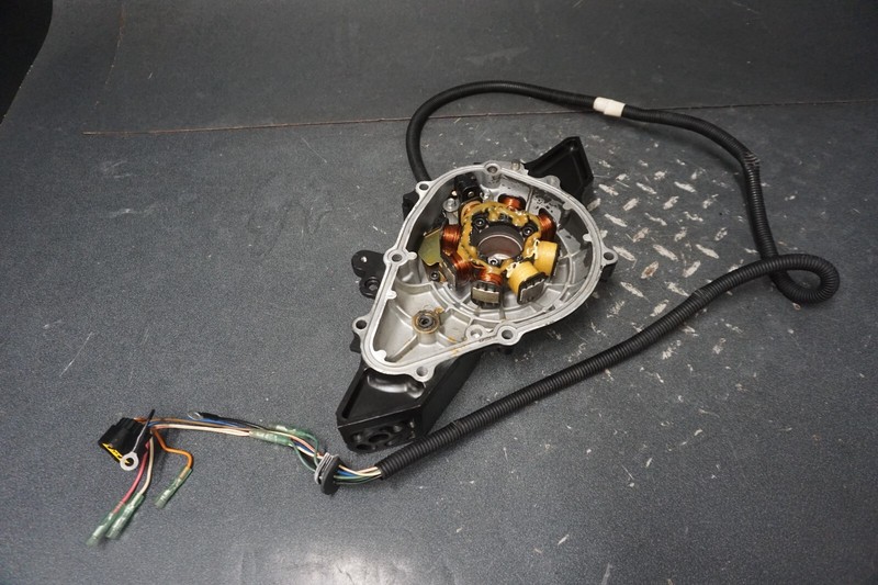 1998 Yamaha OEM Stator Magneto Coil w/ Cover Ass'y Freshwater WaveRunner GP800