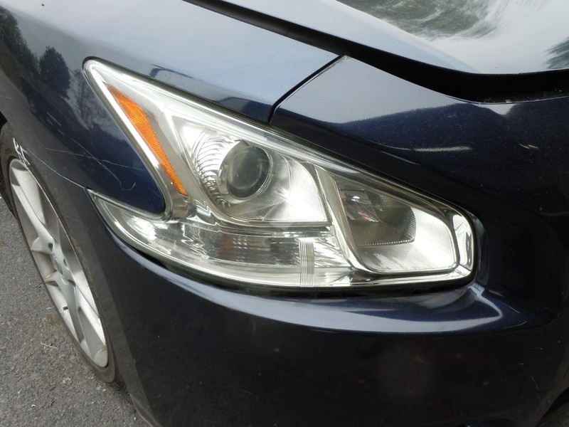 2009-2014 Nissan Maxima Halogen Headlight Passenger Right