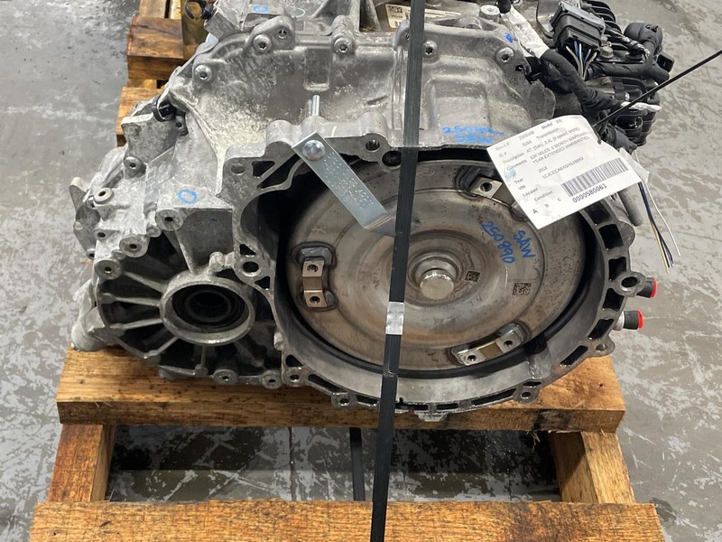 16 CHRYSLER 200 Transmission 2.4L 9 speed 62k miles 6 Month Warranty!