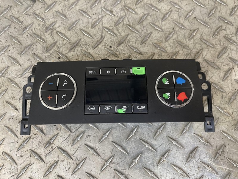 07-11 Silverado Sierra Dash AC Heater Temperature Climate Control 15952373