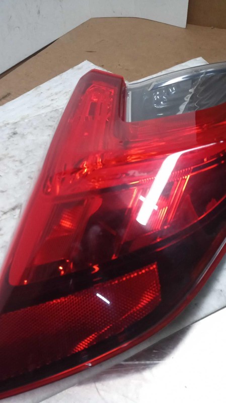 2016 Honda Civic Left Tail Light Assembly Black 173K Mi - OEM Replacement