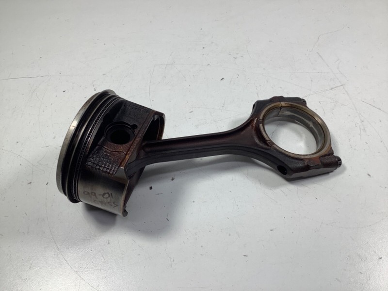 99-01 Honda Odyssey P8F Piston & Connecting Rod 13010-P8F-A01 OEM