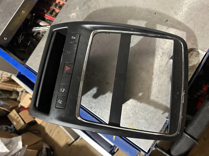 14-22 DODGE DURANGO OEM FRONT CENTER DASH RADIO & VENT BEZEL TRIM COVER