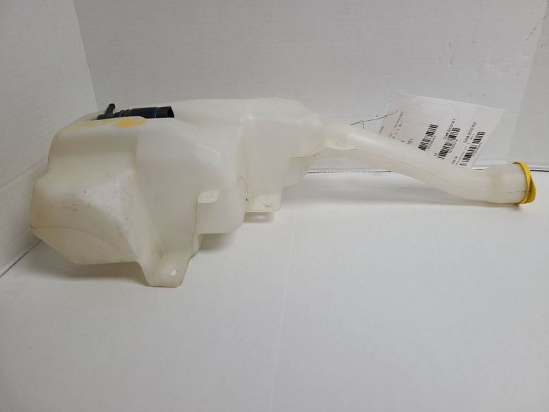 Wash Reservoir Turbo Fits 16-17 MUSTANG 560914