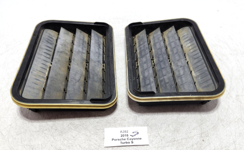 ✅ 11-18 OEM Porsche Cayenne 958 Rear Left Right Quarter Panel Vent Grille SET