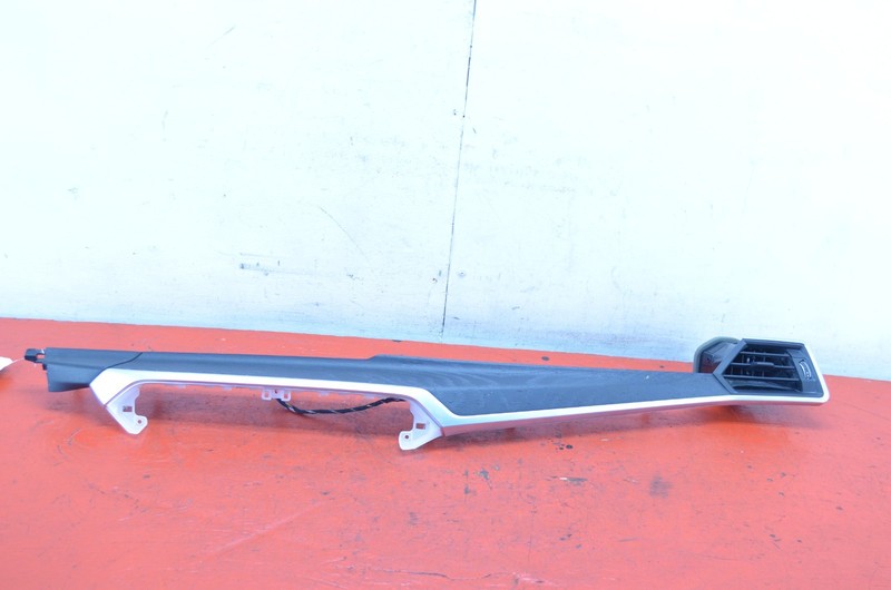 22-24 BMW i4 GRAN COUPE G26 FRONT DASH TRIM STRIP W AIR VENT GRILL OEM