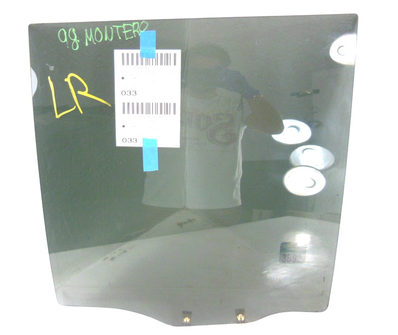1997-2000 Mitsubishi Montero Rear Door Window Glass Passenger Right RH OEM