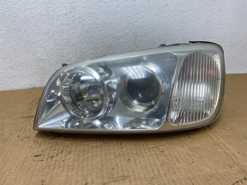 2004 2005 Hyundai XG350 XG Left Driver LH Headlight Halogen AC7657 DW
