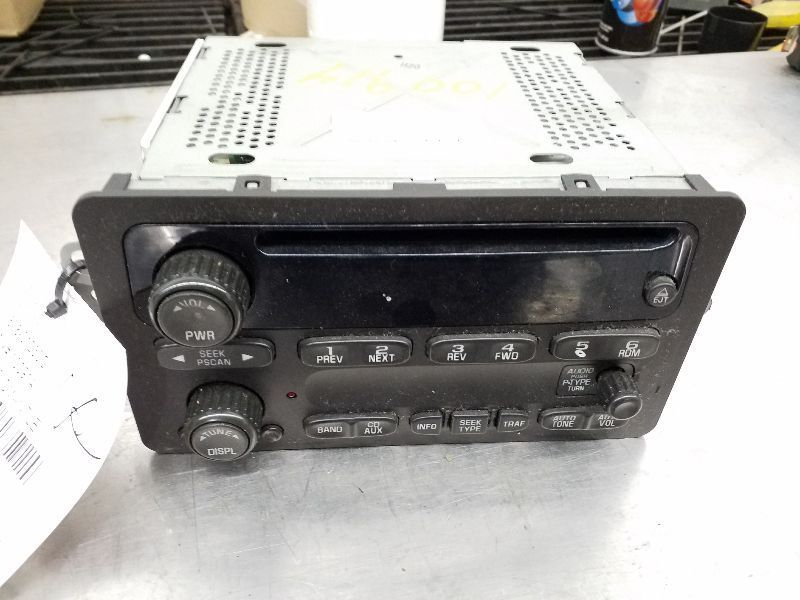 Audio Equipment Radio Am-fm-stereo-cd Player Opt UN0 Fits 02-05 IMPALA 176748